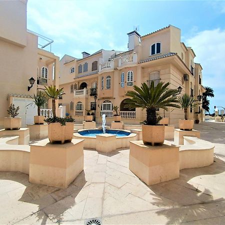 Amazing Penthouse On The Beach, Sea Views, Wifi, Airconditioning And Parking Torrevieja Buitenkant foto